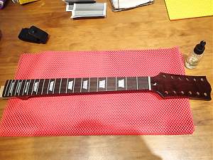Click image for larger version. 

Name:	neck6.jpg 
Views:	559 
Size:	142.9 KB 
ID:	10078