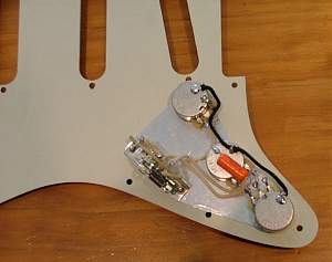 Click image for larger version. 

Name:	strat-014.jpg 
Views:	519 
Size:	50.1 KB 
ID:	10146