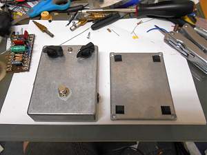 Click image for larger version. 

Name:	Parts Mounted And Rubber Feet On Baseplate_resized.jpg 
Views:	874 
Size:	233.9 KB 
ID:	10638