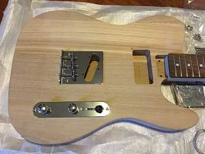 Click image for larger version. 

Name:	TLA-1 Guitar Build - 2 of 5.jpg 
Views:	644 
Size:	50.6 KB 
ID:	10693