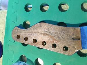 Click image for larger version. 

Name:	TLA-1 Guitar Build - 20.jpg 
Views:	438 
Size:	47.2 KB 
ID:	11020