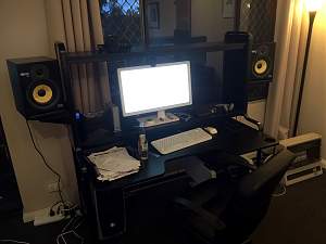 Click image for larger version. 

Name:	desk.jpg 
Views:	481 
Size:	950.6 KB 
ID:	11868