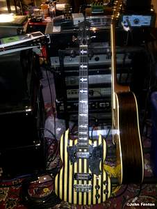 Click image for larger version. 

Name:	geezer sg 1.jpg 
Views:	843 
Size:	44.6 KB 
ID:	1250