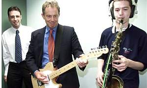 Click image for larger version. 

Name:	Tony-Blair-Guitar-politic-001.jpg 
Views:	267 
Size:	31.1 KB 
ID:	12814