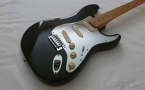 Click image for larger version. 

Name:	fender-stratocaster-metal-pickguard-chrome.jpg 
Views:	242 
Size:	130.2 KB 
ID:	13065
