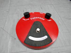 Click image for larger version. 

Name:	JD-F2 Fuzz Face_resized.jpg 
Views:	237 
Size:	189.6 KB 
ID:	13188