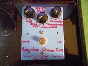 Click image for larger version. 

Name:	Raygun Chaos_resized.jpg 
Views:	482 
Size:	240.4 KB 
ID:	14276