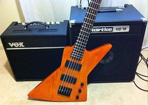 Click image for larger version. 

Name:	Bass with amps.jpg 
Views:	304 
Size:	236.8 KB 
ID:	14555