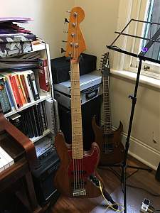 Click image for larger version. 

Name:	Strings On guitar.jpg 
Views:	323 
Size:	296.4 KB 
ID:	14597