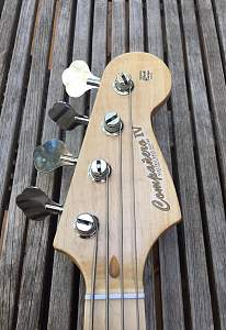 Click image for larger version. 

Name:	Headstock.jpg 
Views:	188 
Size:	122.8 KB 
ID:	15698