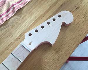 Click image for larger version. 

Name:	050117 Headstock shaping.jpg 
Views:	180 
Size:	105.3 KB 
ID:	16167