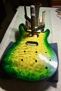 Click image for larger version. 

Name:	Neck glueing - 1.jpg 
Views:	261 
Size:	108.8 KB 
ID:	16415