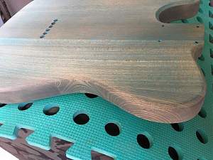 Click image for larger version. 

Name:	TLA-1 Guitar Build - 1 of 22 (18).jpg 
Views:	340 
Size:	52.6 KB 
ID:	16494