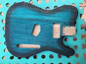 Click image for larger version. 

Name:	TLA-1 Guitar Build - 1 of 22 (1).jpg 
Views:	336 
Size:	56.1 KB 
ID:	16495
