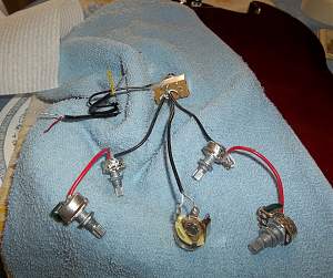 Click image for larger version. 

Name:	09_MPG_300WR_stock_wiring_2.jpg 
Views:	511 
Size:	369.4 KB 
ID:	17562