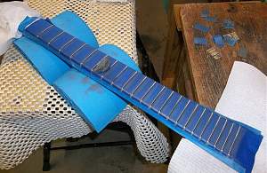 Click image for larger version. 

Name:	21_MPG_300WR_fret_levelling_5.jpg 
Views:	499 
Size:	278.2 KB 
ID:	17574