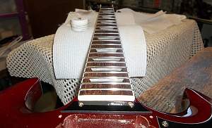 Click image for larger version. 

Name:	22_MPG_300WR_fretboard_cleanup_wax.jpg 
Views:	518 
Size:	203.7 KB 
ID:	17575