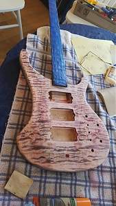 Click image for larger version. 

Name:	bass-sand-back.jpg 
Views:	264 
Size:	151.2 KB 
ID:	18506