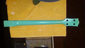 Click image for larger version. 

Name:	SeafoamNeckBackClearcoat.jpg 
Views:	325 
Size:	269.5 KB 
ID:	19479