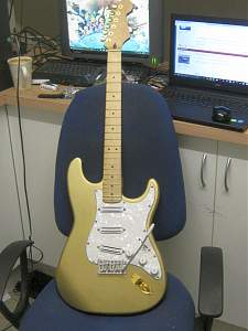 Click image for larger version. 

Name:	GoldStrat_resized.jpg 
Views:	328 
Size:	195.7 KB 
ID:	20193