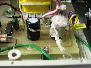 Click image for larger version. 

Name:	Exploded 2200uF 25V Capacitor_2_resized.jpg 
Views:	632 
Size:	209.6 KB 
ID:	20304