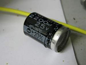 Click image for larger version. 

Name:	The metal case of the Capacitor_resized.jpg 
Views:	624 
Size:	134.1 KB 
ID:	20305