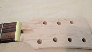 Click image for larger version. 

Name:	Step 0e - Headstock glue & nut.jpg 
Views:	253 
Size:	90.1 KB 
ID:	21949