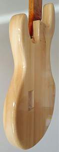 Click image for larger version. 

Name:	Body - bottom edge from rear.jpg 
Views:	760 
Size:	52.2 KB 
ID:	22303