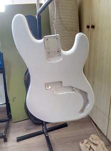 Click image for larger version. 

Name:	primer-hanged-front.jpg 
Views:	1195 
Size:	792.8 KB 
ID:	24605