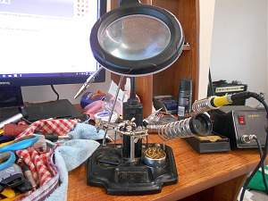 Click image for larger version. 

Name:	Third Hand_resized.jpg 
Views:	663 
Size:	277.4 KB 
ID:	24647