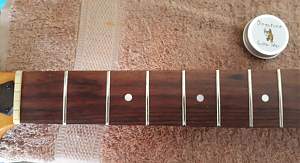 Click image for larger version. 

Name:	Waxed fretboard 2.jpg 
Views:	516 
Size:	152.0 KB 
ID:	24889