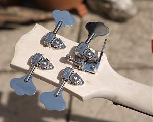 Click image for larger version. 

Name:	Bass headstock 3.jpg 
Views:	351 
Size:	295.5 KB 
ID:	26541
