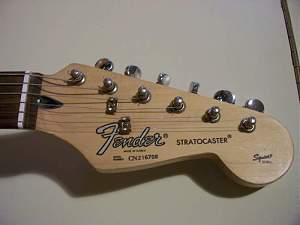 Click image for larger version. 

Name:	Fender Strat SqS  02a.jpg 
Views:	322 
Size:	24.5 KB 
ID:	27365