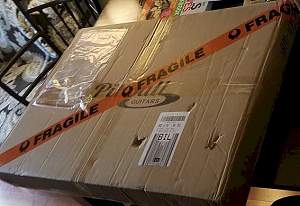 Click image for larger version. 

Name:	unboxing-1.jpg 
Views:	209 
Size:	63.9 KB 
ID:	28073