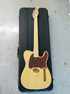 Click image for larger version. 

Name:	Maple Squire Neck fitted_resized.jpg 
Views:	218 
Size:	179.1 KB 
ID:	28226