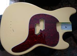 Click image for larger version. 

Name:	Squier Bronco.jpg 
Views:	745 
Size:	312.7 KB 
ID:	28786