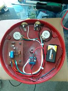 Click image for larger version. 

Name:	Red Fuzz Face 1_resized.jpg 
Views:	3358 
Size:	221.6 KB 
ID:	30029