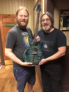 Click image for larger version. 

Name:	Greywolf Lutherie Manta Ray 2.jpg 
Views:	638 
Size:	80.4 KB 
ID:	30278