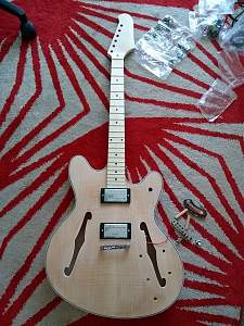 Click image for larger version. 

Name:	starcaster fitup.jpg 
Views:	734 
Size:	359.3 KB 
ID:	30898