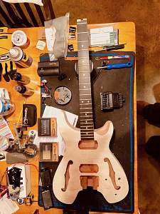 Click image for larger version. 

Name:	GuitarBuild01 - 1.jpg 
Views:	1082 
Size:	315.2 KB 
ID:	31105