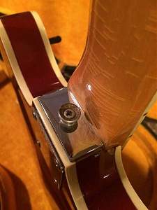 Click image for larger version. 

Name:	strap_button_coronado.jpg 
Views:	689 
Size:	29.7 KB 
ID:	31117