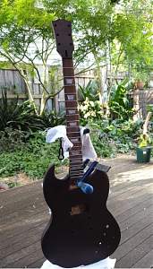 Click image for larger version. 

Name:	Neck clamped.jpg 
Views:	779 
Size:	135.4 KB 
ID:	32518