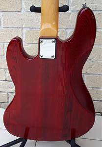Click image for larger version. 

Name:	Back close up.jpg 
Views:	367 
Size:	177.1 KB 
ID:	33465