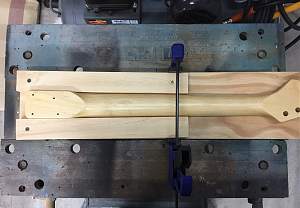 Click image for larger version. 

Name:	neck heel jig.JPG 
Views:	523 
Size:	227.1 KB 
ID:	37047