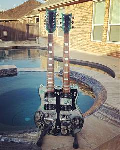Click image for larger version. 

Name:	double neck.jpg 
Views:	329 
Size:	188.8 KB 
ID:	37752