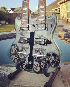 Click image for larger version. 

Name:	double neck 2.jpg 
Views:	332 
Size:	177.0 KB 
ID:	37753