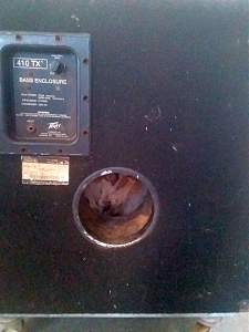 Click image for larger version. 

Name:	Peavey Bass Cab 5_resized.jpg 
Views:	1942 
Size:	213.1 KB 
ID:	38643