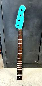 Click image for larger version. 

Name:	squier jag neck 1.jpg 
Views:	229 
Size:	33.9 KB 
ID:	38971