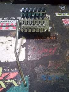 Click image for larger version. 

Name:	New Floyd Rose Special_resized.jpg 
Views:	183 
Size:	256.9 KB 
ID:	39525