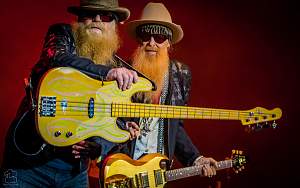 Click image for larger version. 

Name:	dusty_hill.jpg 
Views:	4716 
Size:	243.9 KB 
ID:	41250